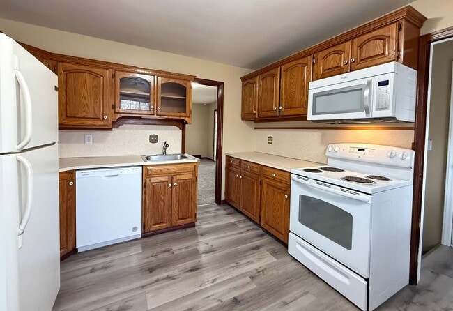 Photo - Spacious 4 Bedroom Home + Garage, Fenced Backyard & Bonus Lower Level