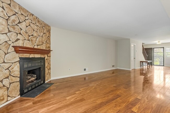 Photo - 83 Patriots Rd