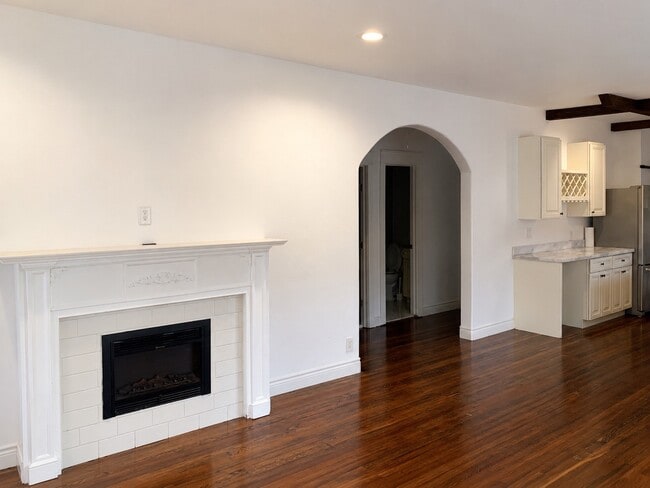 Photo - 6816 Sherman St