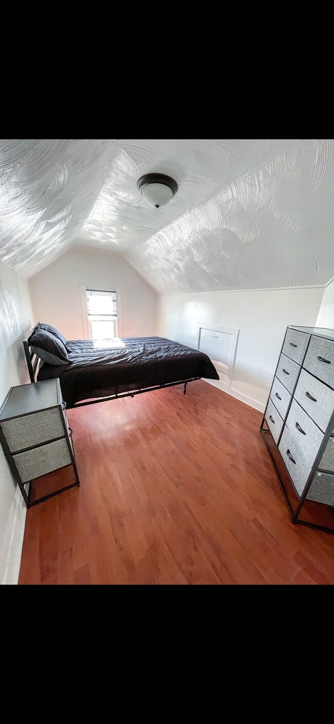 Photo - 64 Walnut St Unit 3