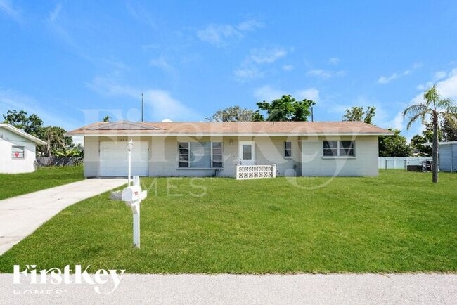 Building Photo - 361 Gardenia Rd Rental