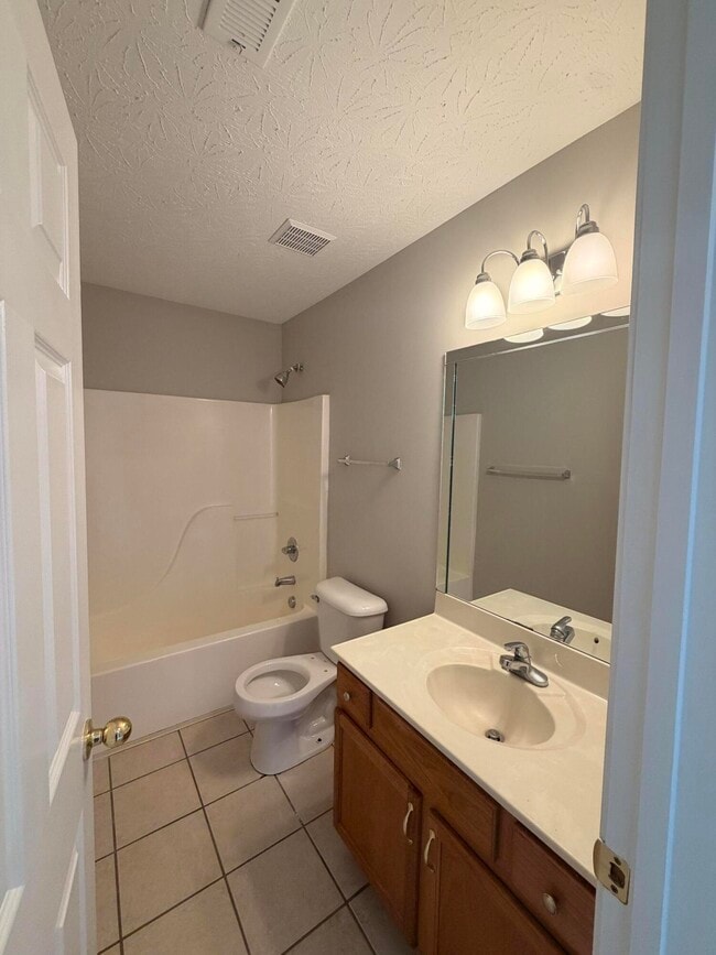 Photo - 537 Vonbryan Trace