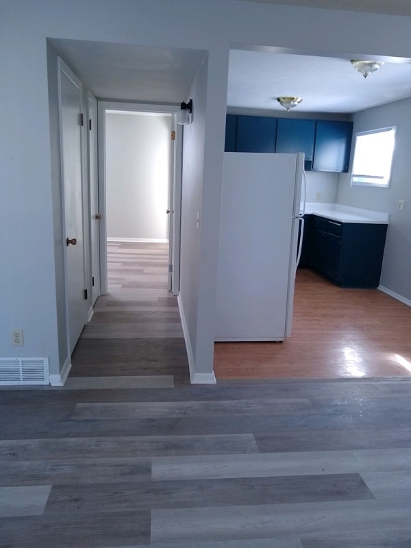 Photo - 4438 N 61st St Unidad #7