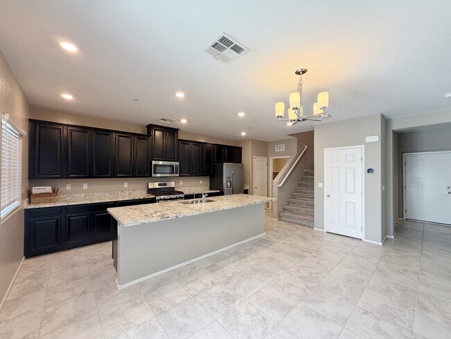 Photo - 4495 Vigny St