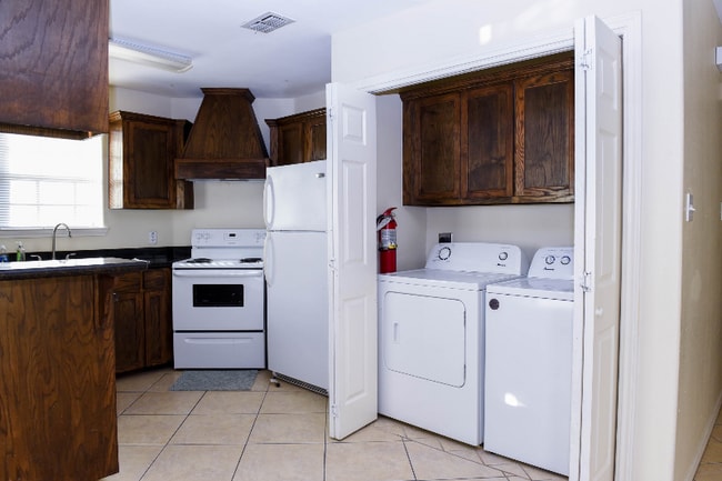 Photo - 2013 Lacywood Unit A