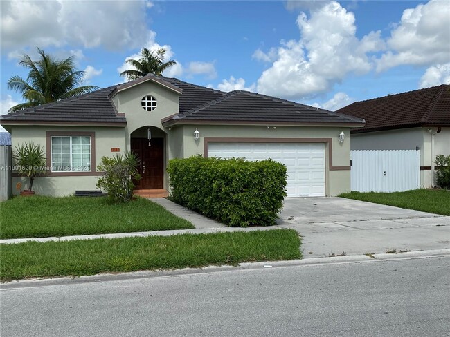 Building Photo - 17136 SW 143rd Pl