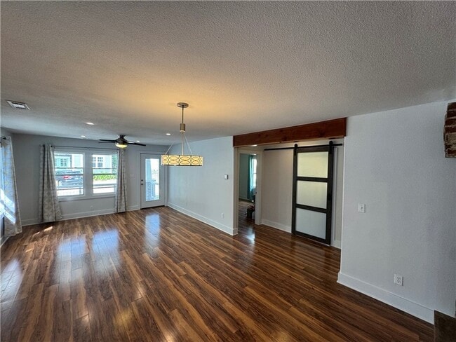 Photo - 320 S Washington Ave