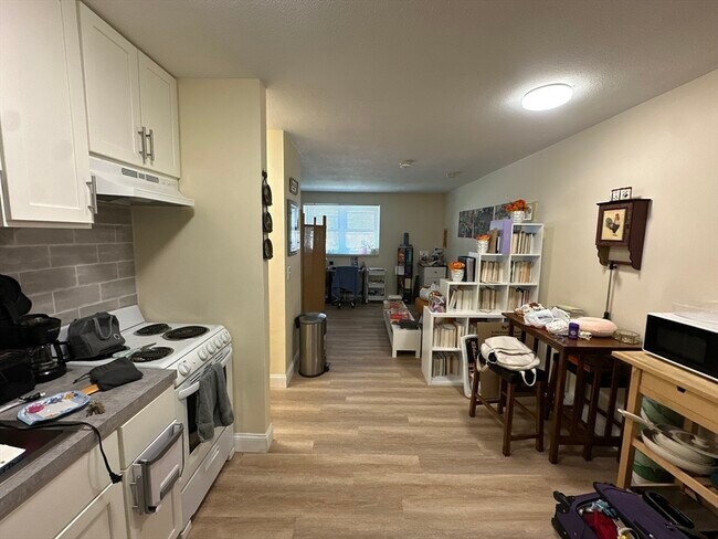 Photo - 720 Bennington St Unit 106