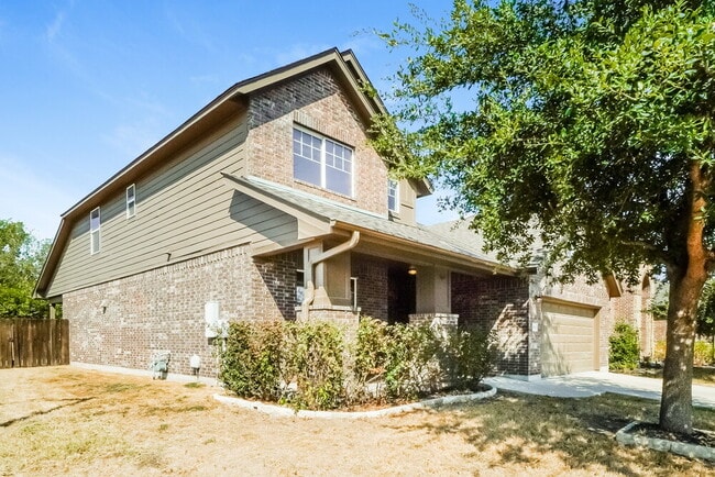 Photo - 909 Hot Spring Valley