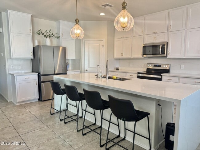 Photo - 1090 W Beacon Dr