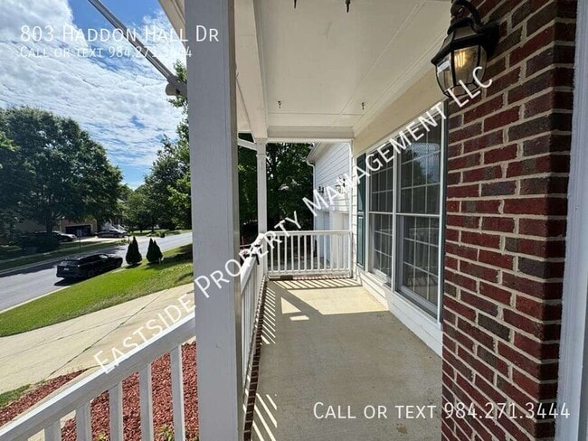 Photo - 803 Haddon Hall Dr
