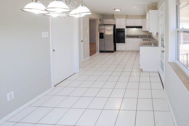 Photo - 1419 Drayton Ave