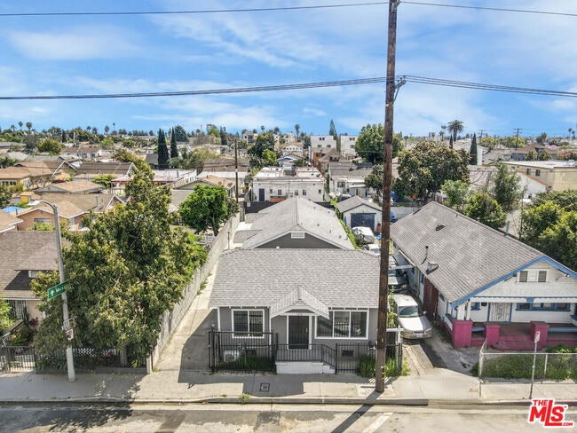 1254 1/2 W Exposition Blvd