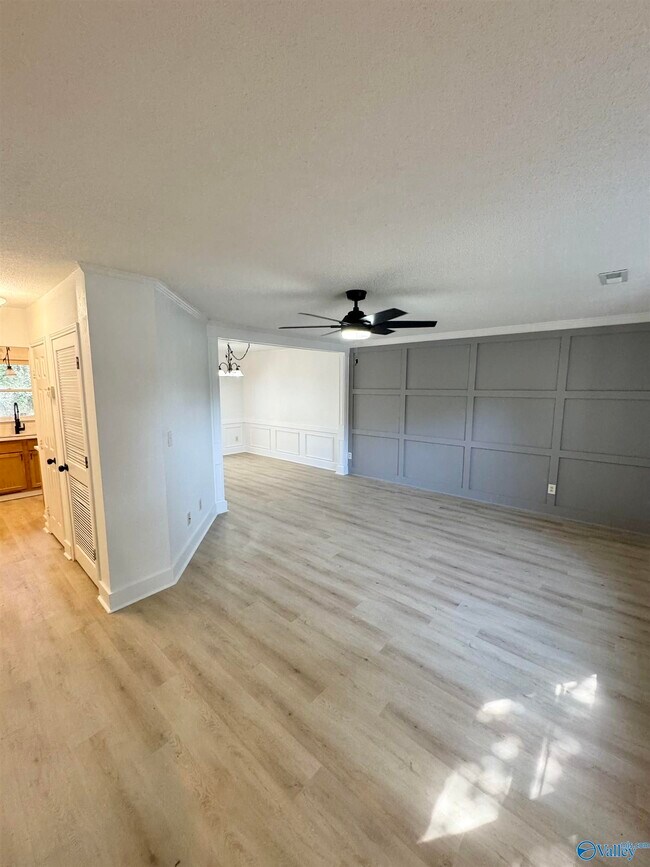 Photo - 395 Oakland Rd