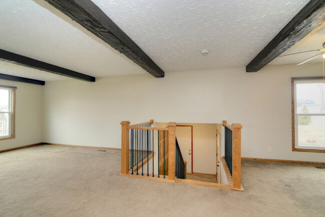 1070 Center Dr