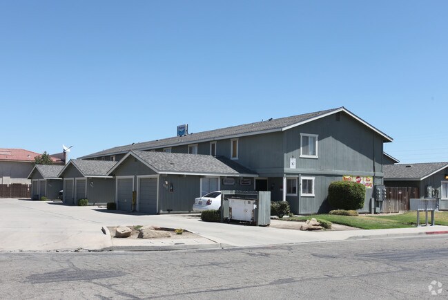 Silverado Townhomes - Silverado Townhomes