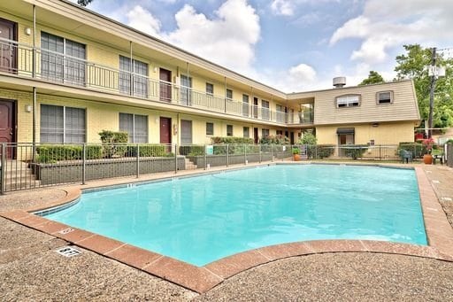 Photo - 4411 Airport Blvd Unit #4411