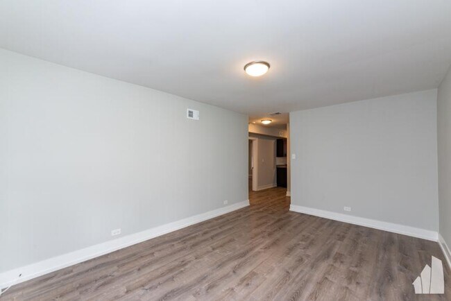 Photo - 1 bedroom in Evanston IL 60202 Unit D2