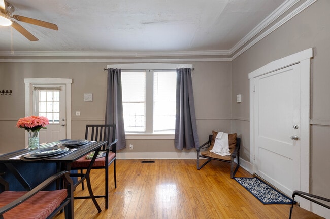 Photo - 1534 N Parkway Unidad 1