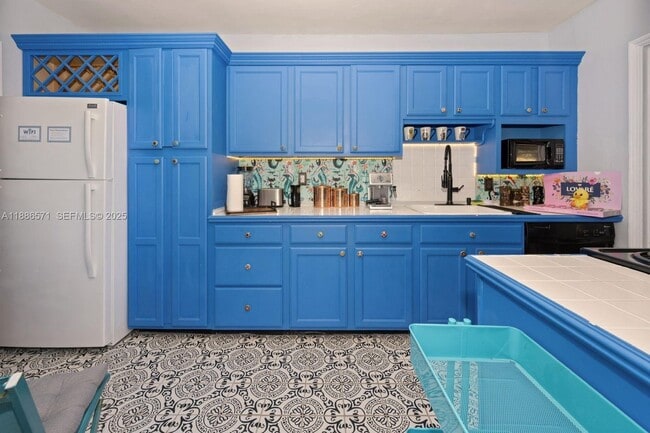 Photo - 1701 Fletcher St