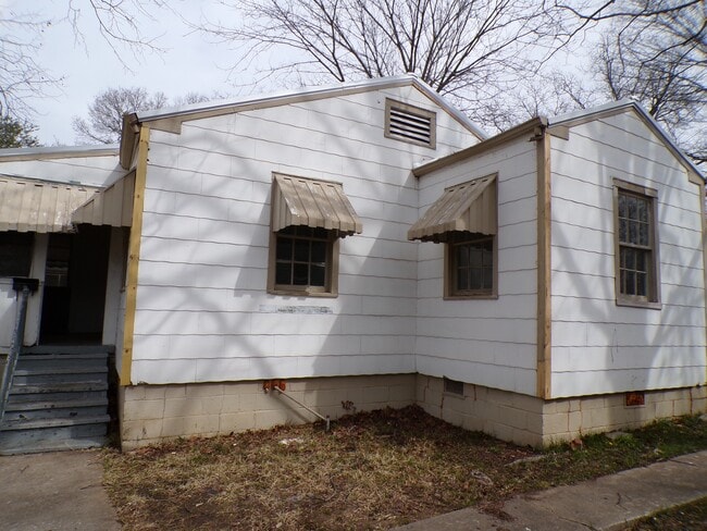 Photo - 237 20th St SW