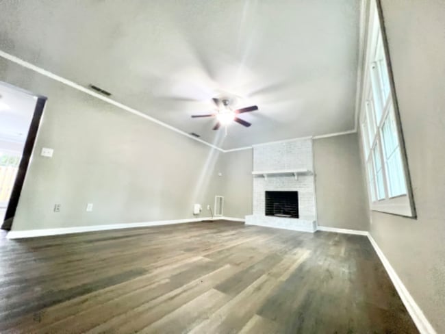 Photo - 2905 Cedar Creek Rd