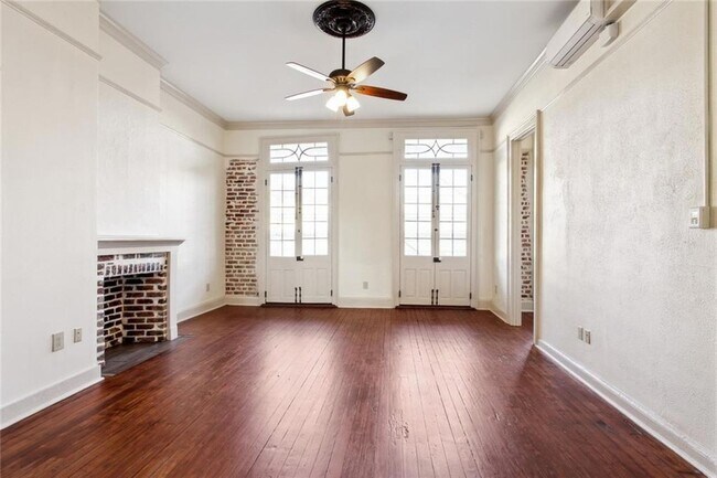 Photo - 710 Orleans St