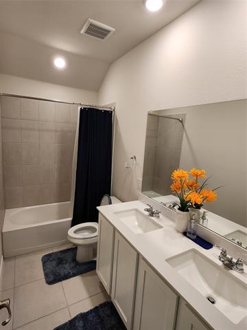 Photo - 1007 Marigold St