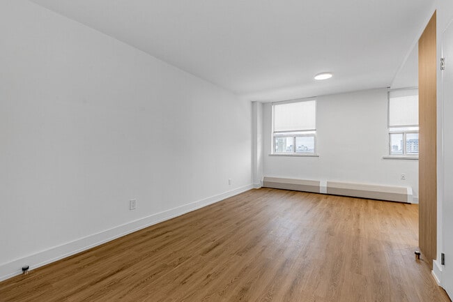 Building Photo - 115 Tyndall Ave