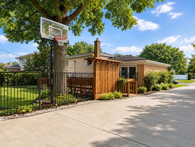 Photo - 602 S Carol Ln