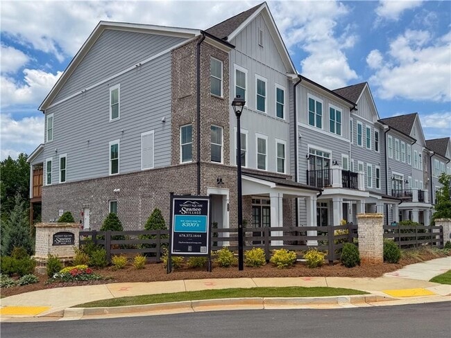 Building Photo - 512 Sawnee Vlg Dr