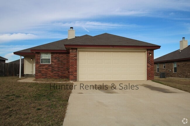 Building Photo - Conveniently Located!!! Rental