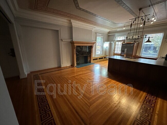 Photo - 3901 Reading Rd Unit 2