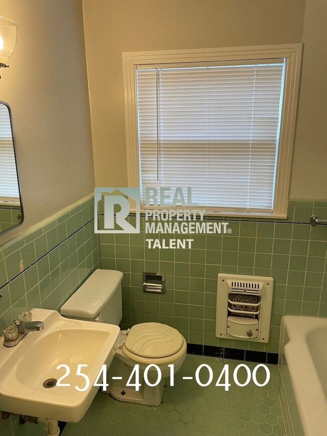 Photo - 3719 Parkwood-