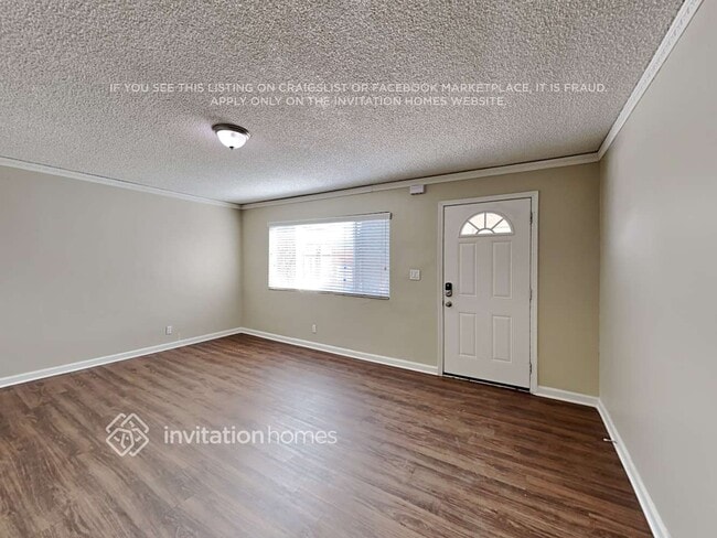 13515 Raven St