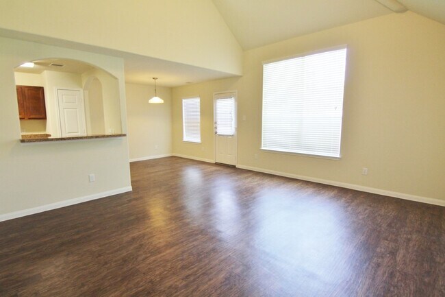 5807 Santa Cecilia Ln