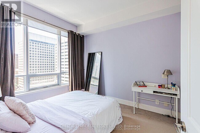 Photo - 21 Balmuto St Unité 1204