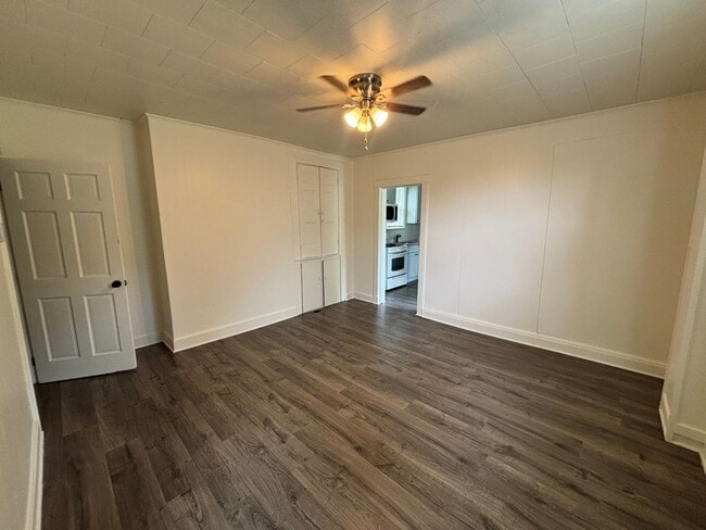Photo - 1341 Herrod St