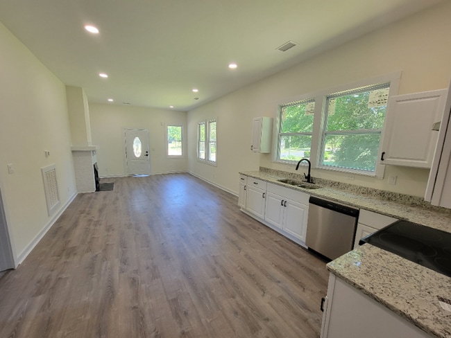 Photo - 306 E Florida St