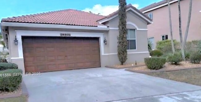 Building Photo - 1538 Winterberry Ln