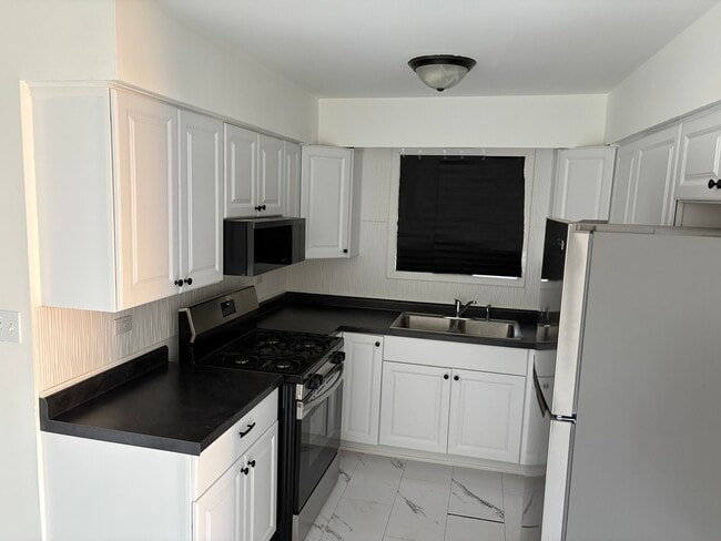 Photo - 10601 Major Ave Unidad 2S