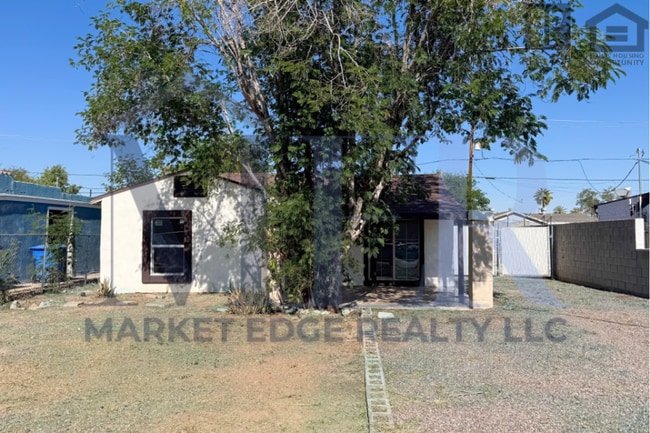 Photo - 2Bed/1Bath House 24th St/Thomas Rd! NO CREDIT, NO BACKGROUND, NO RENTAL HISTORY CHECK!