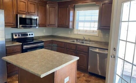 Photo - "Charming 3-Bedroom Home with 2 Baths and 1600 Sq Ft of Comfort in Jonesboro!"