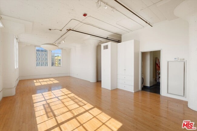 420 San Pedro St Unit 519