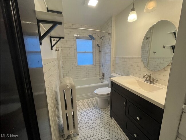 Building Photo - 10308 Clifton Blvd Rental
