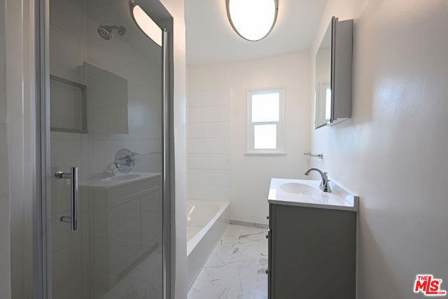 Photo - 1068 S Wooster St