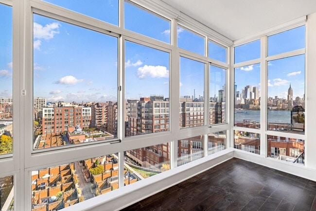 Photo - 1100 Maxwell Ln Unidad PH13