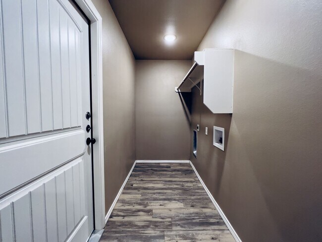 Photo - Cozy 3 Bedroom Home