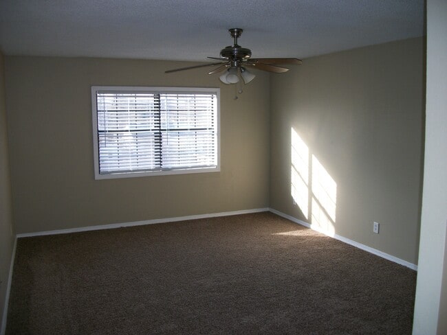 Photo - 1128 NW 56th St