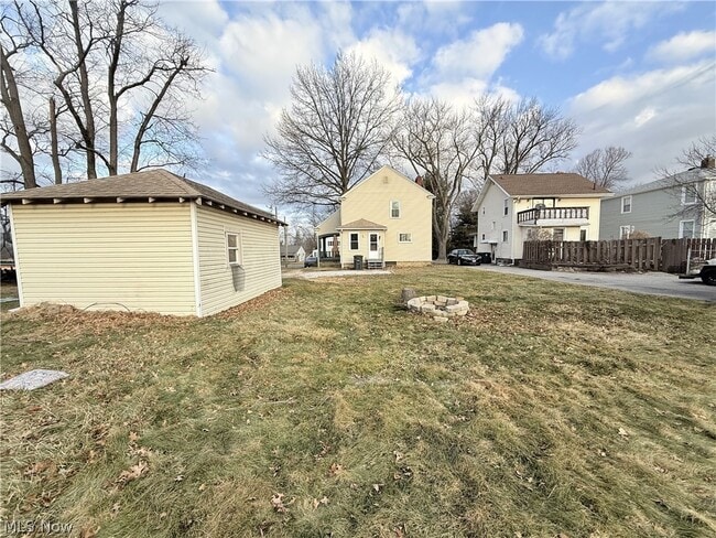 Photo - 837 Eastland Ave